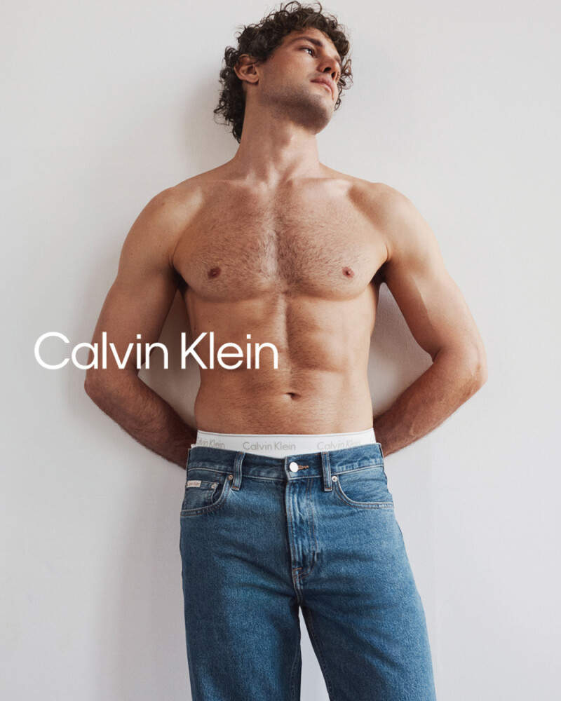 Calvin Klein | MADE TO MOVE. MADE FOR EVERY DAY.